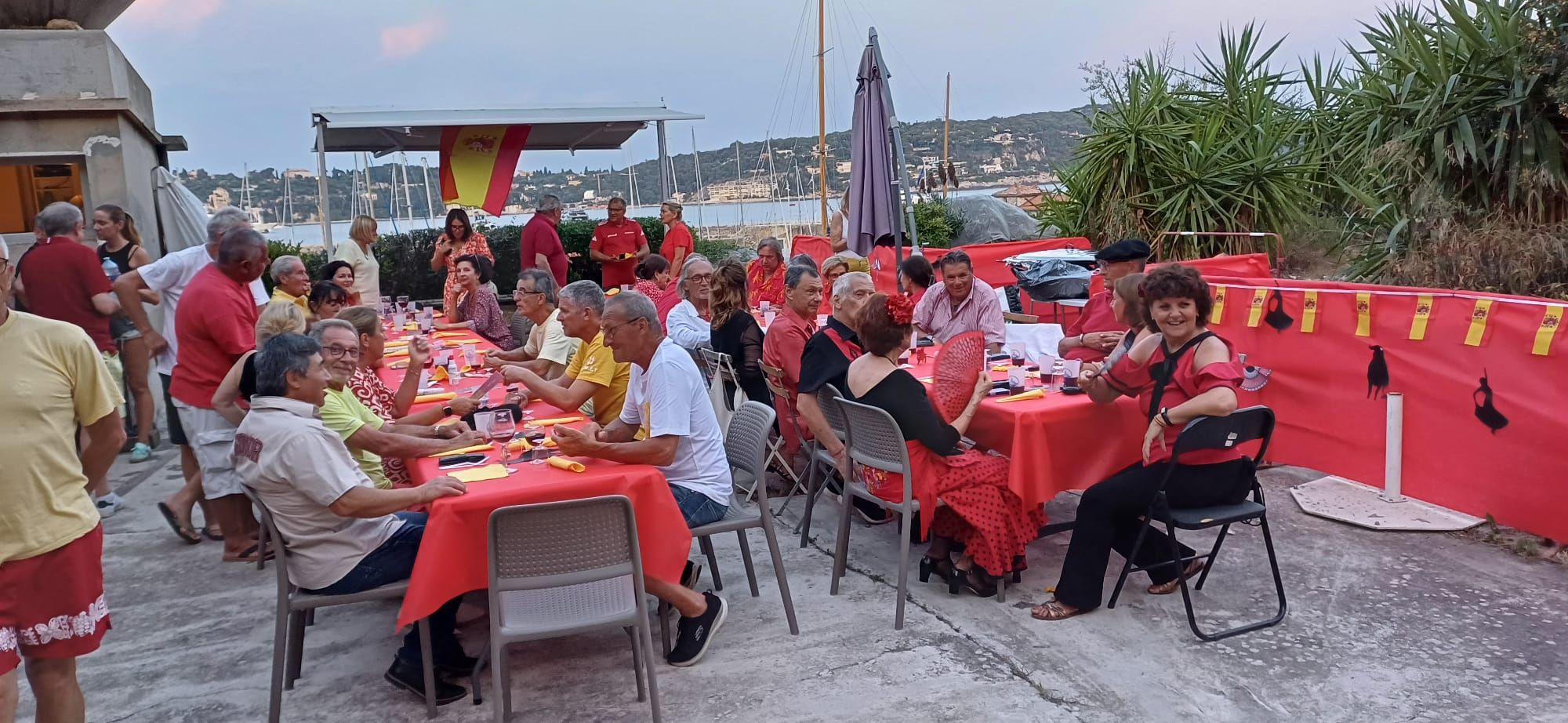 Une autre vue des participants
